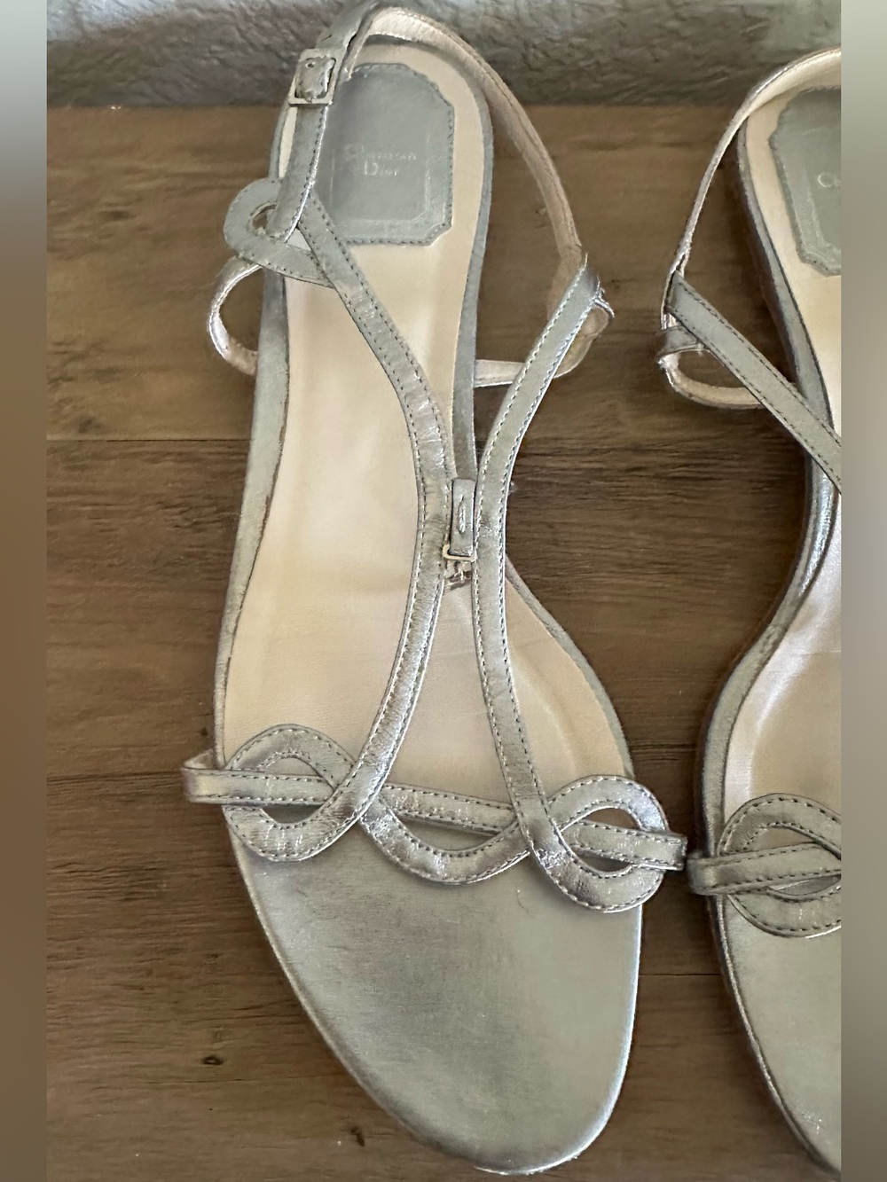Dior Metallic Silver Loop-Strap Sandals - Picture 2 of 7